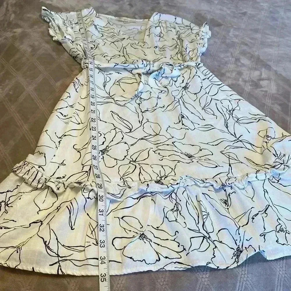 Monteau Los Angeles Size Medium White/Black Floral Linen Blend Wrap Style Dress. - Picture 12 of 13